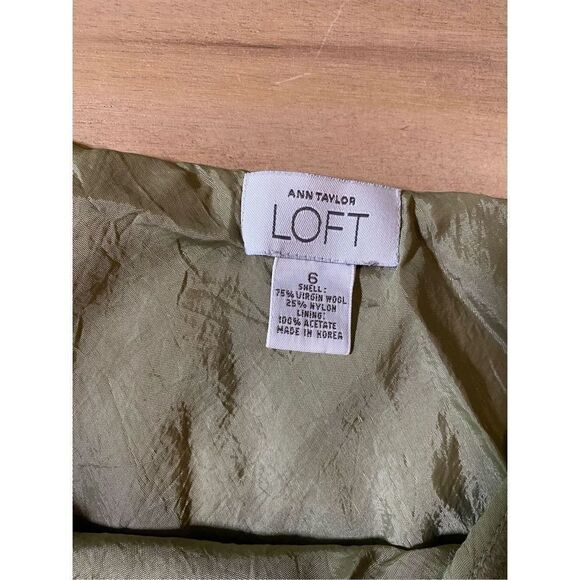 Ann Taylor Loft Skirt‎ - Picture 3 of 5